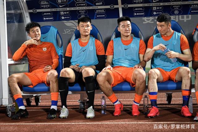 卡斯尔：雷霆防守强度大对抗凶狠 攻防转换时我们没获得相同尺度