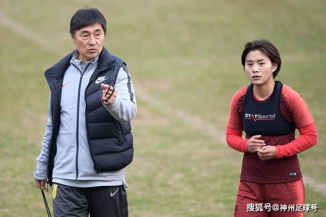 霍里：若老詹去骑士我敢保证追梦也会去 但76人没追梦的位置了